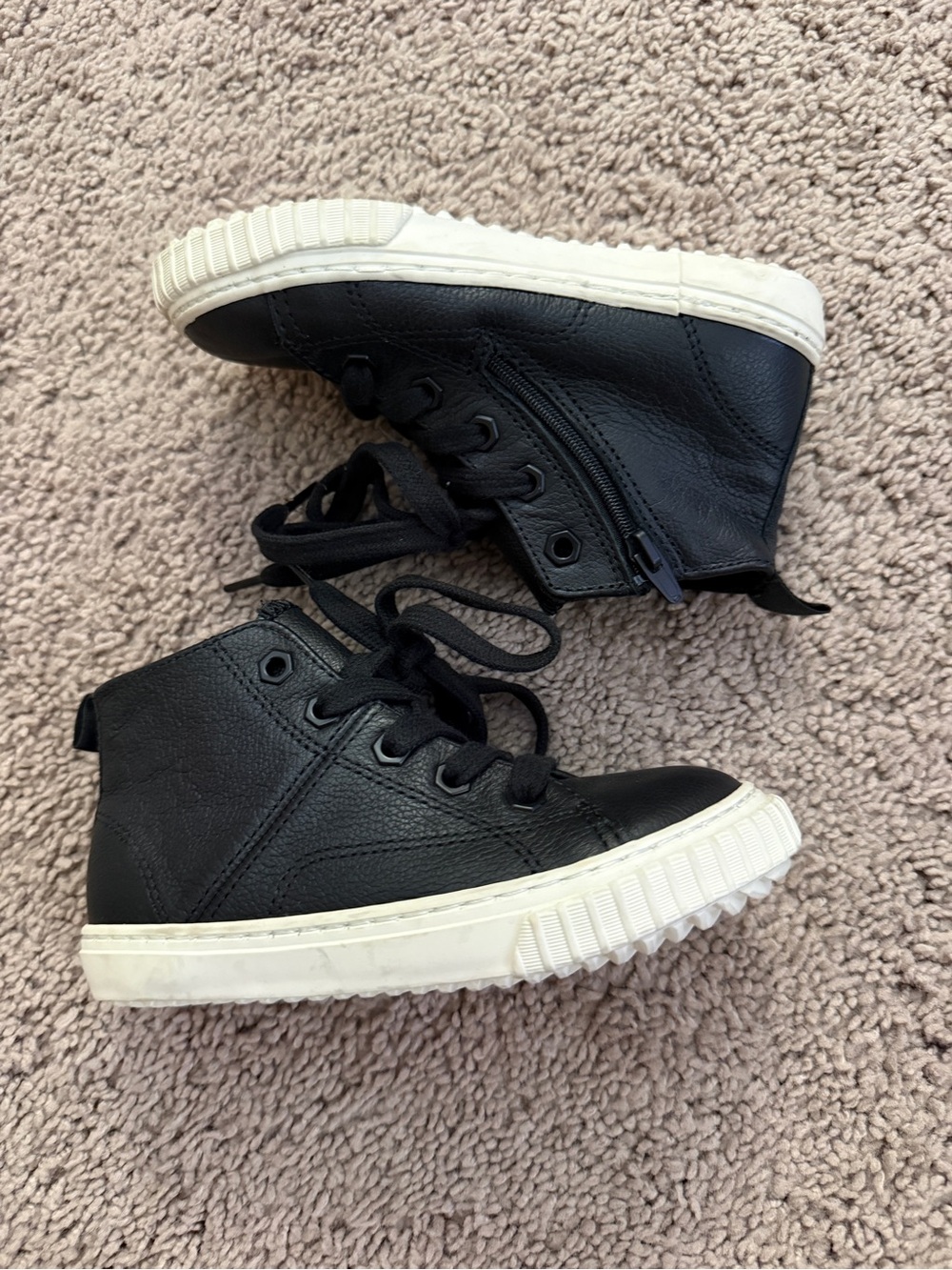 Zara High-Top Sneakers Toddler size 8 Black Leather Lace Up Zipper Side Shoe